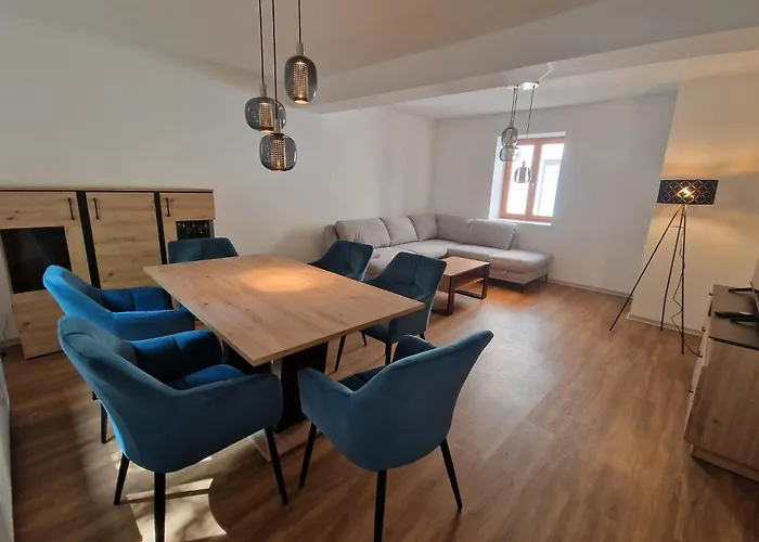 Center Διαμέρισμα *